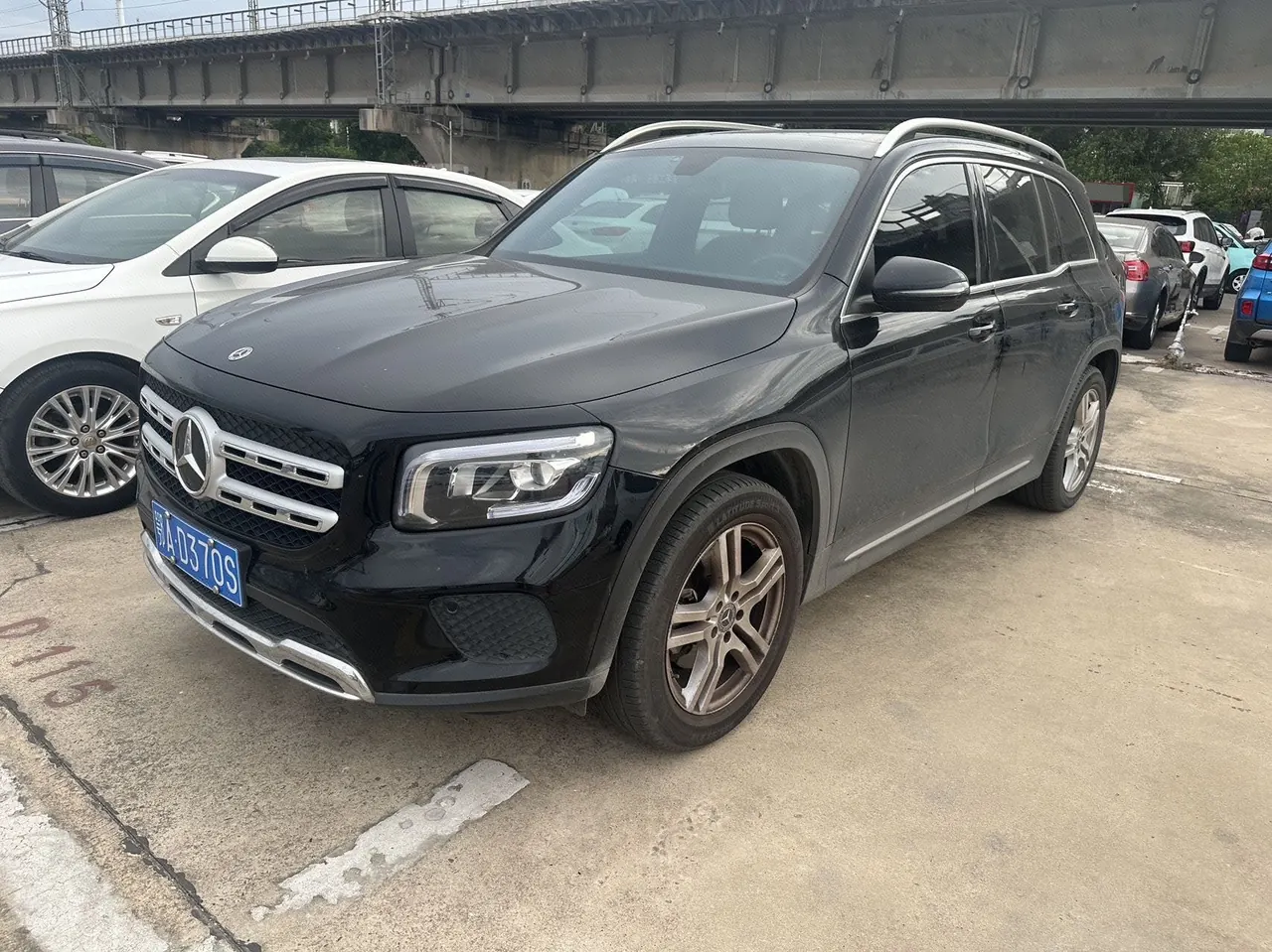 Open image lightbox: Mercedes Benz 2022 GLB 200 1.3T Dynamic (Modified) Automatic Gear