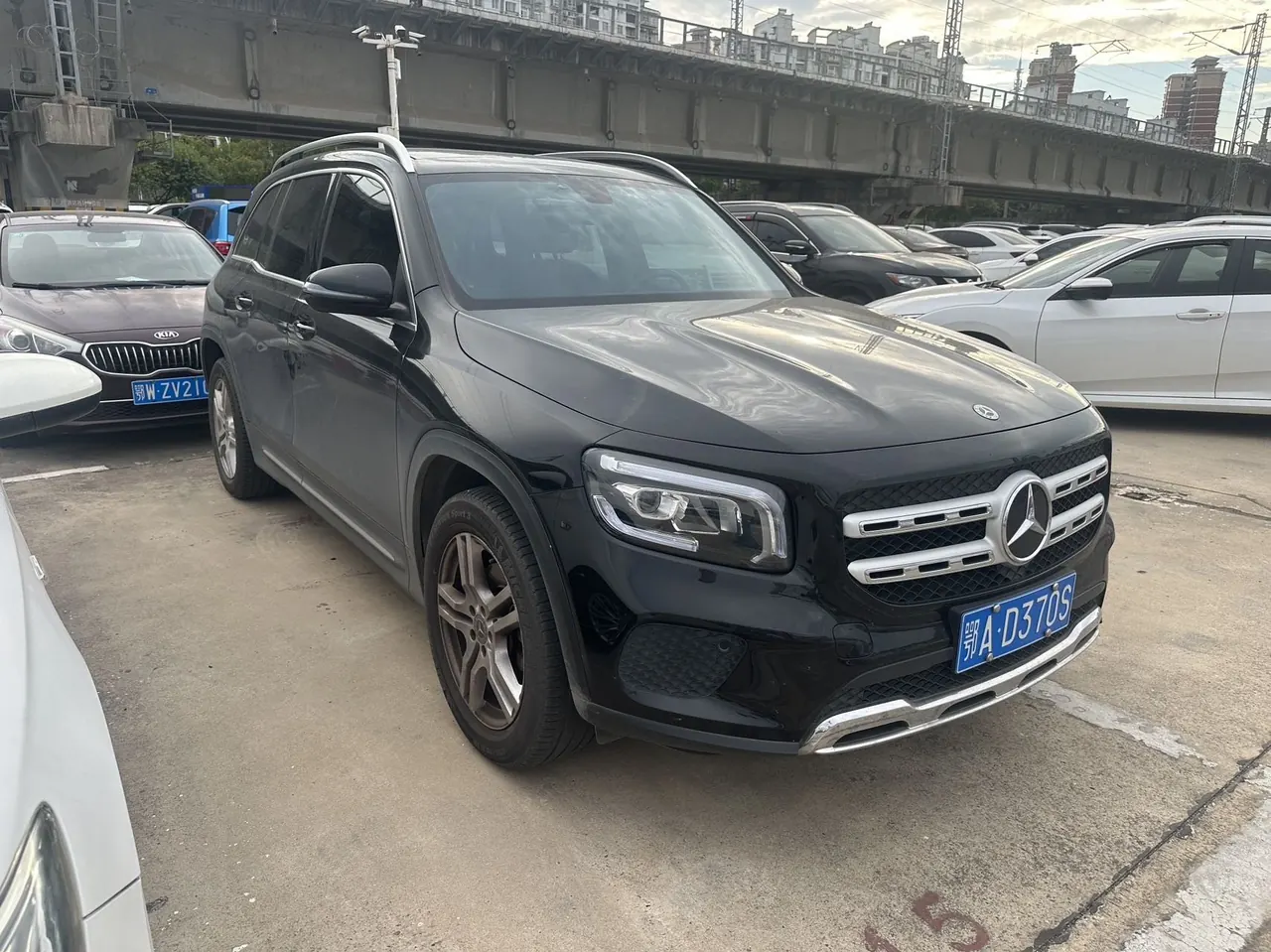 Mercedes Benz 2022 GLB 200 1.3T Dynamic (Modified) Automatic Gear 3