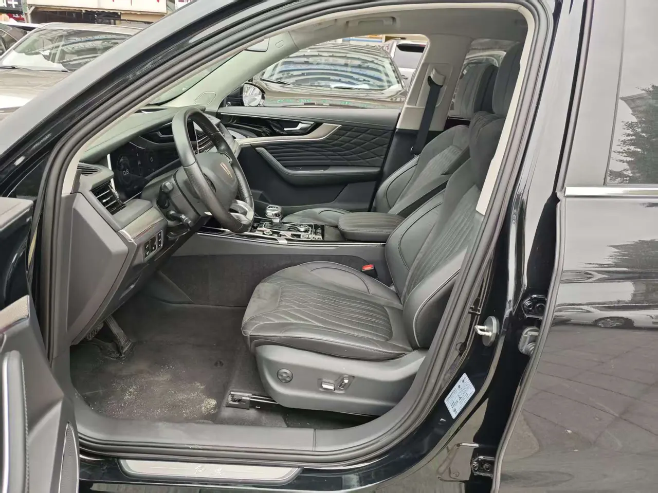 HongQi 2022 HS5 2.0T Zhilian Flag Edition Automatic Gear 5