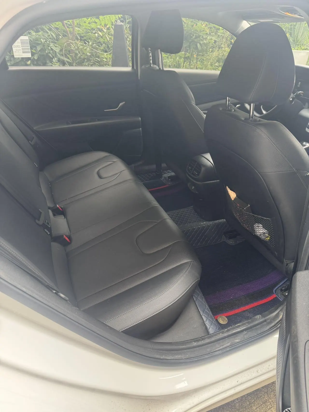 Hyundai 2023 Elantra -3-compartment 1.5 stepless LUX premium automatic gear 4
