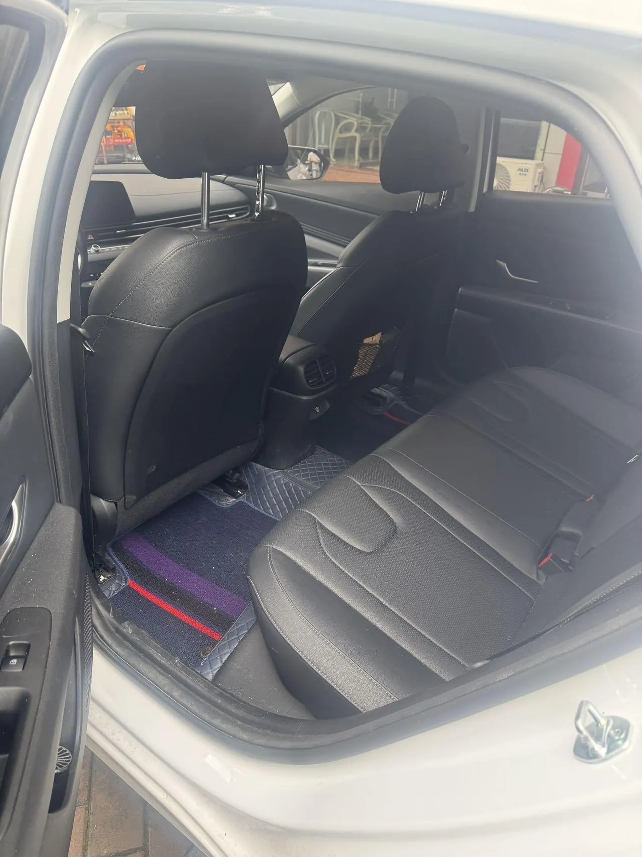 Hyundai 2023 Elantra -3-compartment 1.5 stepless LUX premium automatic gear 7