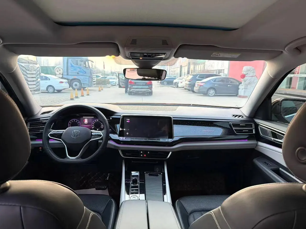 Volkswagen 2022 Tuang 2.0TSI 380TSI 4WD Respect Deluxe Automatic Transmission 3