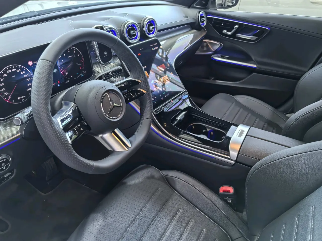Mercedes Benz Class C 2026 C 260 L 48V 2.0T Sports Edition Automatic Gear 4