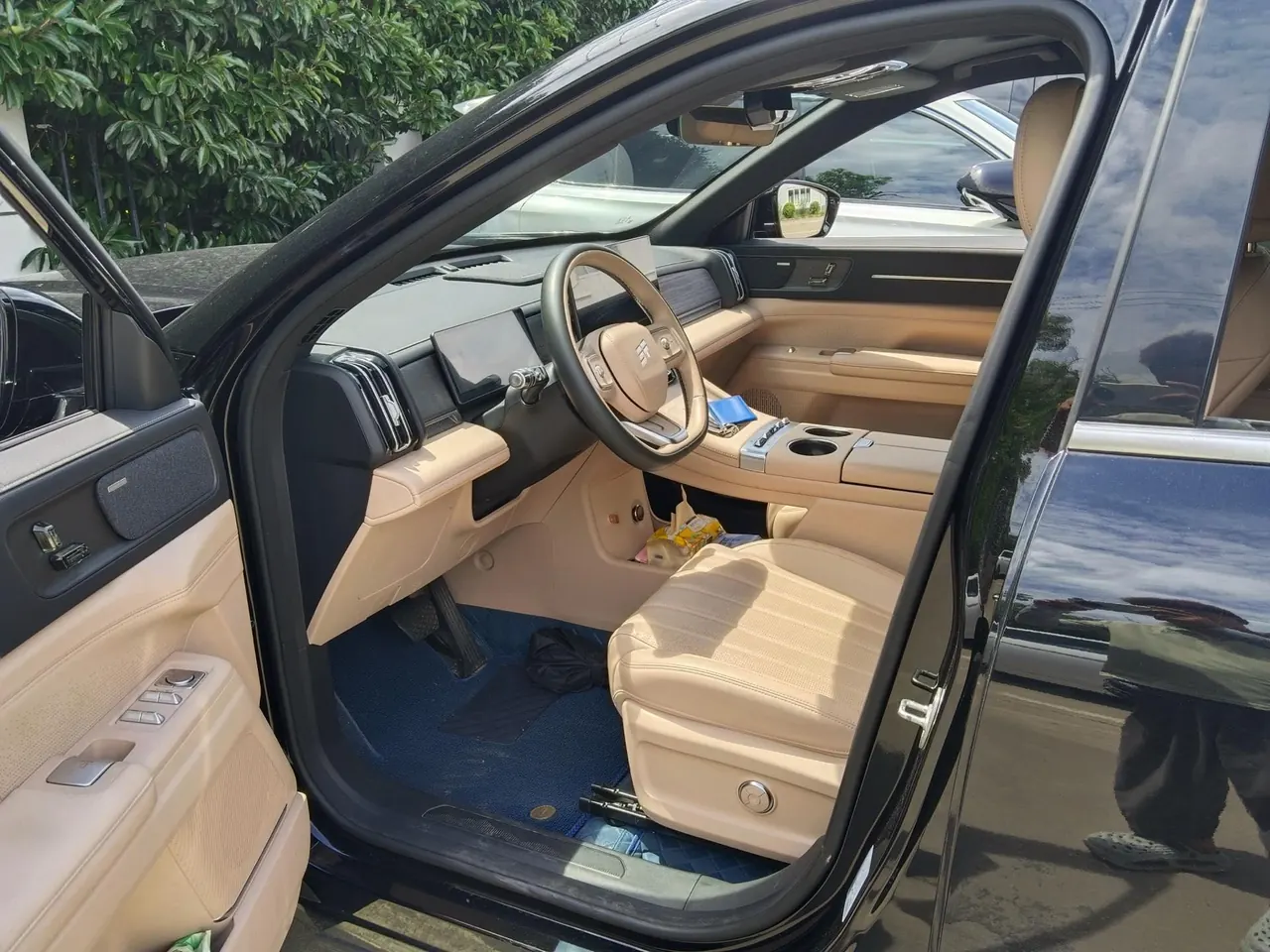 Jetour 2025 X70L 1.5TD luxury 5 automatic gear 4