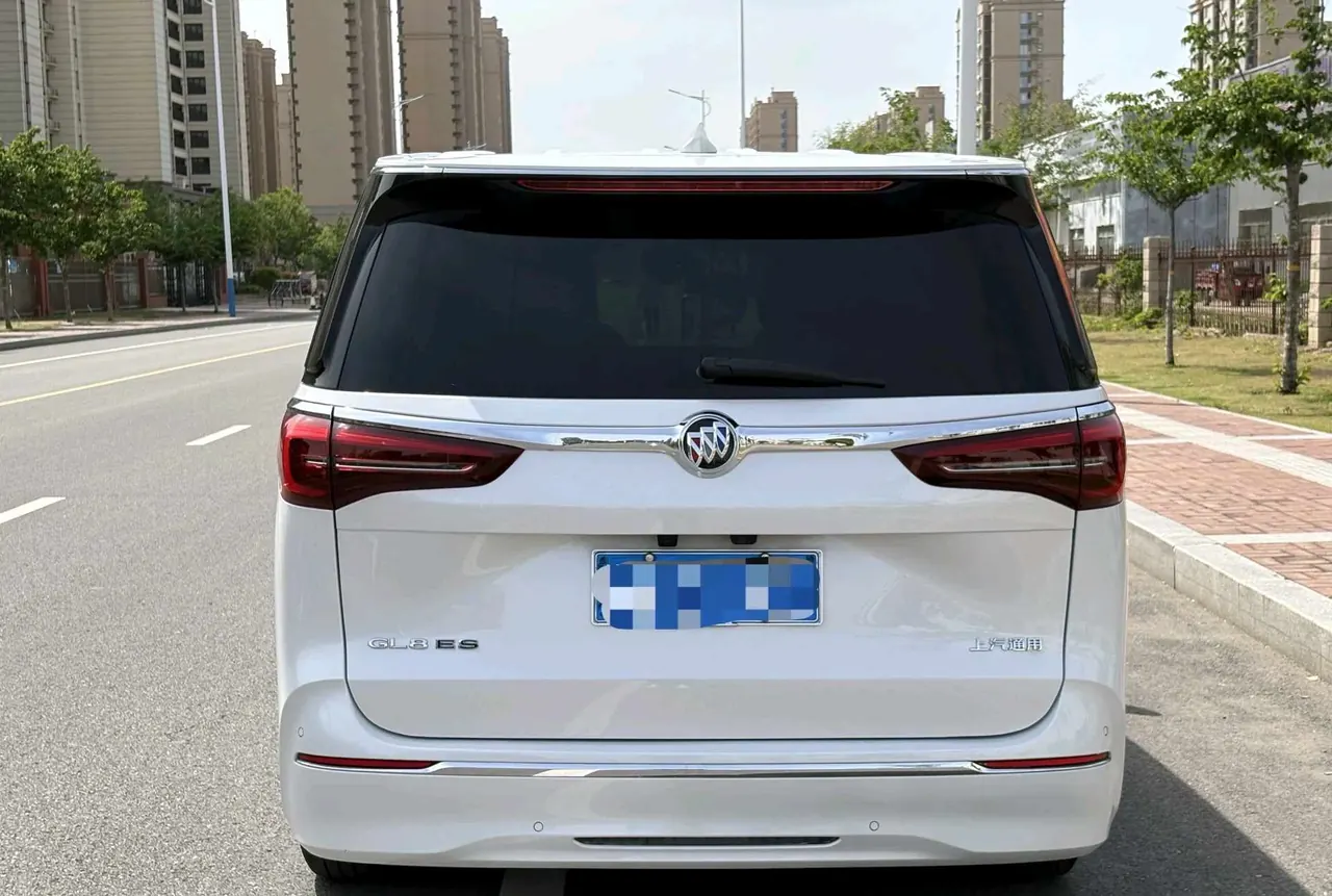 Buick 2023 GL8 ES Lu Zun 48V 2.0T 653T Exclusive Automatic Gear 6