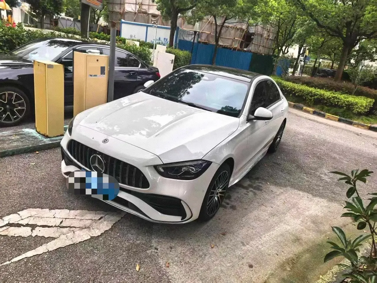打开图片灯箱:Mercedes Benz Class C 2022 C 260 L 48V 1.5T Sports Edition (Modified) Automatic Gear