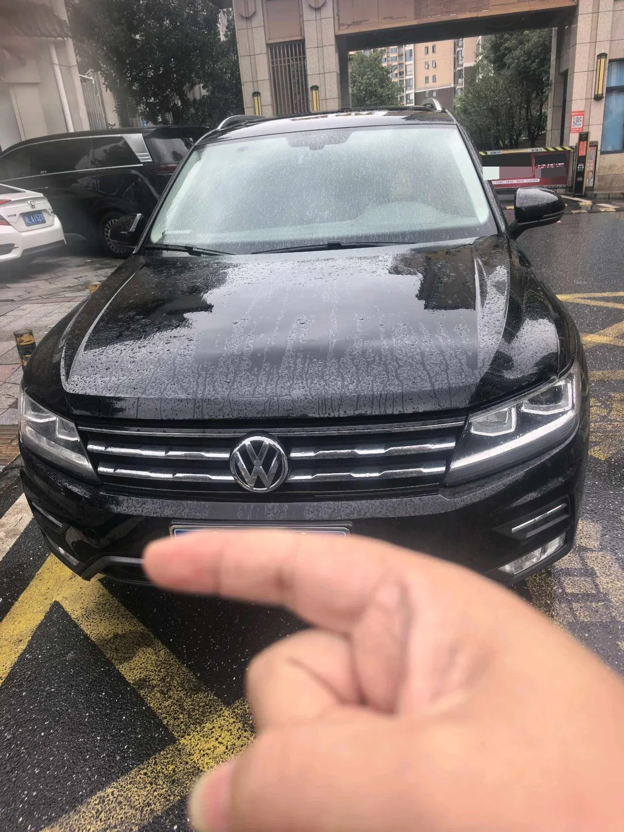 Volkswagen 2020 Tiguan L 2.0TSI 330TSI Two-Drive Panoramic Comfort Edition Automatic Gear 2