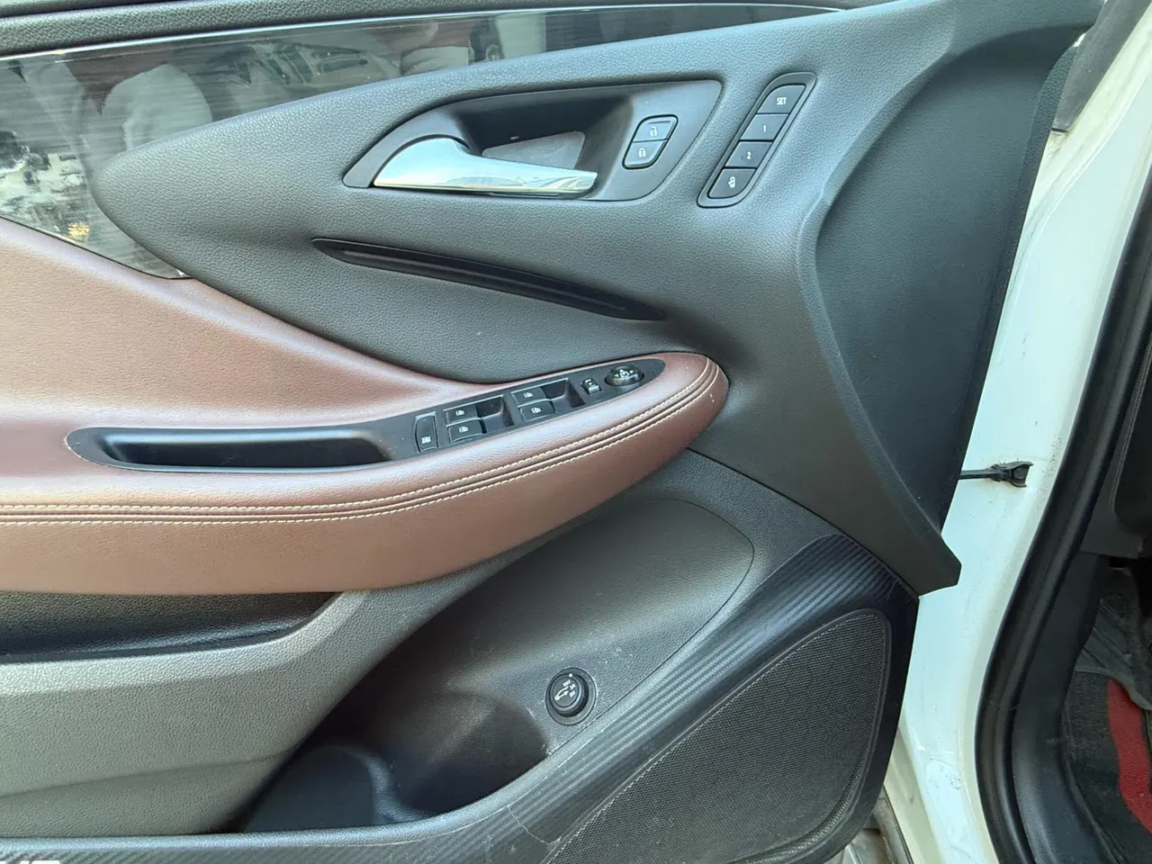 Buick 2020 Angkewei 1.5T 20T Two-Drive Luxury Automatic Gear 13