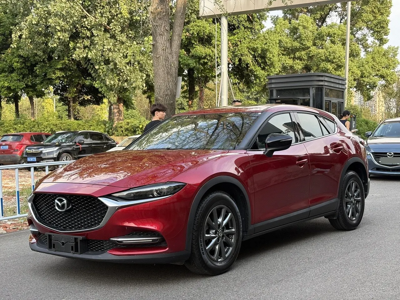 Mazda 2020 CX-4 100.00g Drive Blue Sky Vigor Edition Automatic Gear - View 1