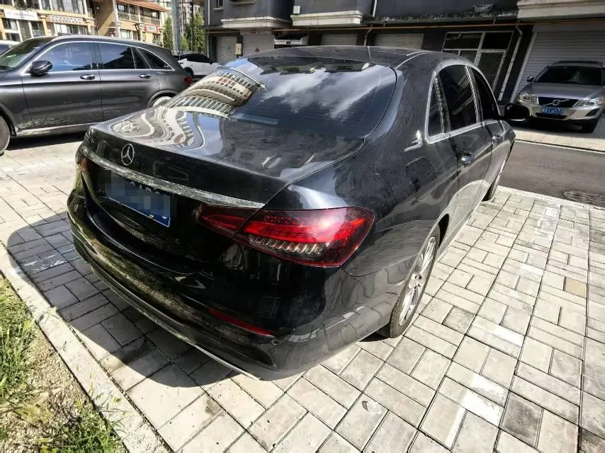 Mercedes Benz E-Class 2022 E 300 L 2.0T Sports Luxury (Change 2) Automatic Gear 3