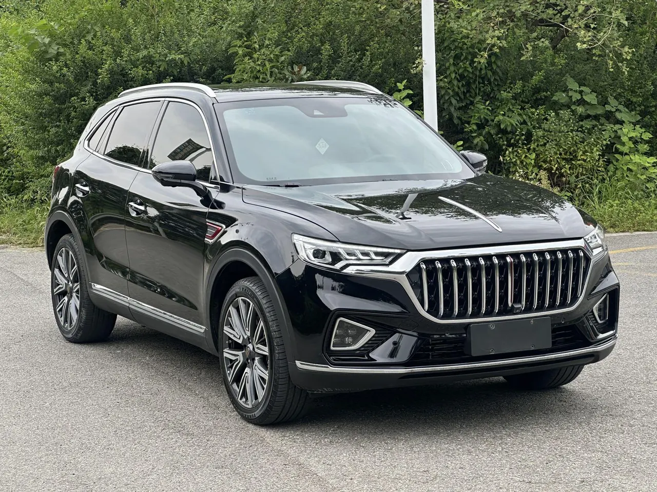 HongQi 2022 HS5 2.0T 4-wheel drive smart flag collar version automatic gear 3