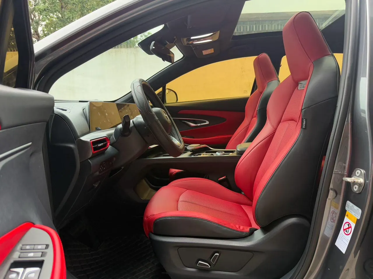 ChangAn 2020 UNI-T 1.5T honorable automatic gear 3