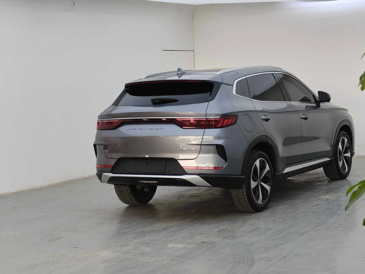 BYD Song PLUS New Energy 2022 Song PLUS DM-i 1.5 Stepless 110KM Flagship PLUS 5G Edition Automatic Gear 7