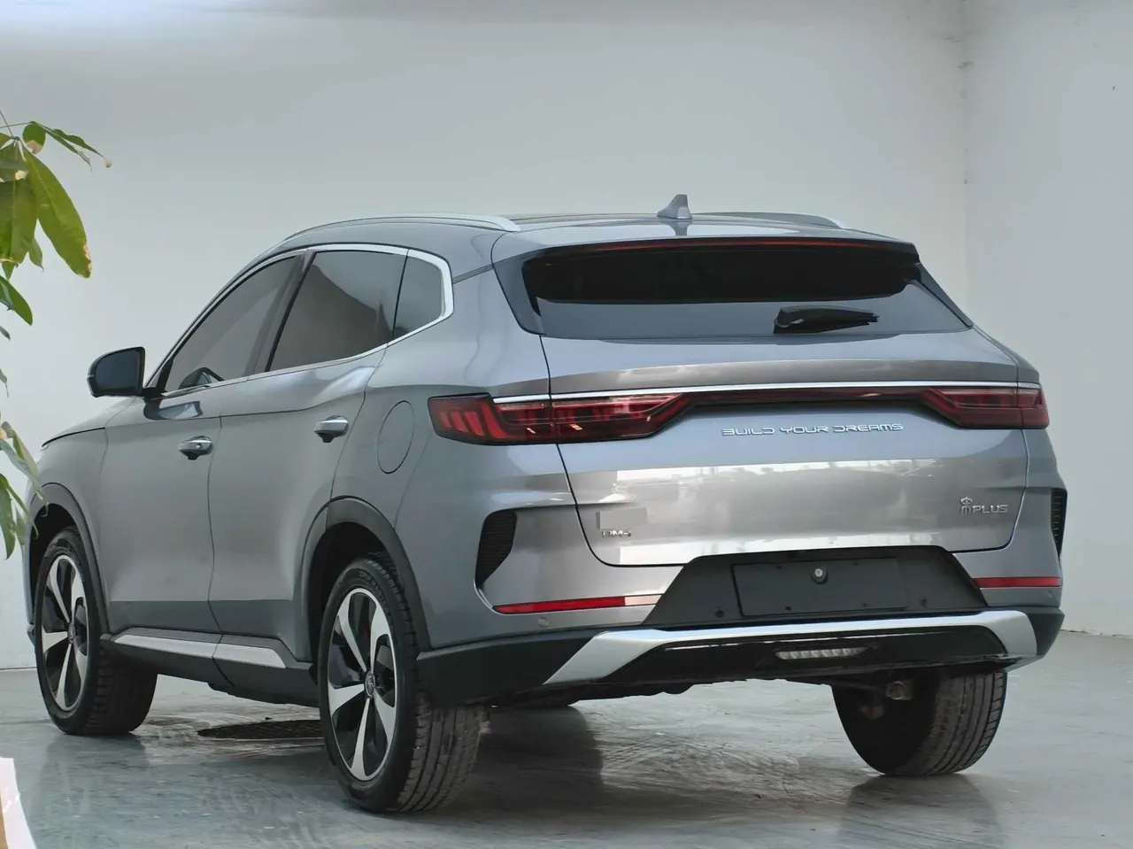 BYD Song PLUS New Energy 2022 Song PLUS DM-i 1.5 Stepless 110KM Flagship PLUS 5G Edition Automatic Gear 9