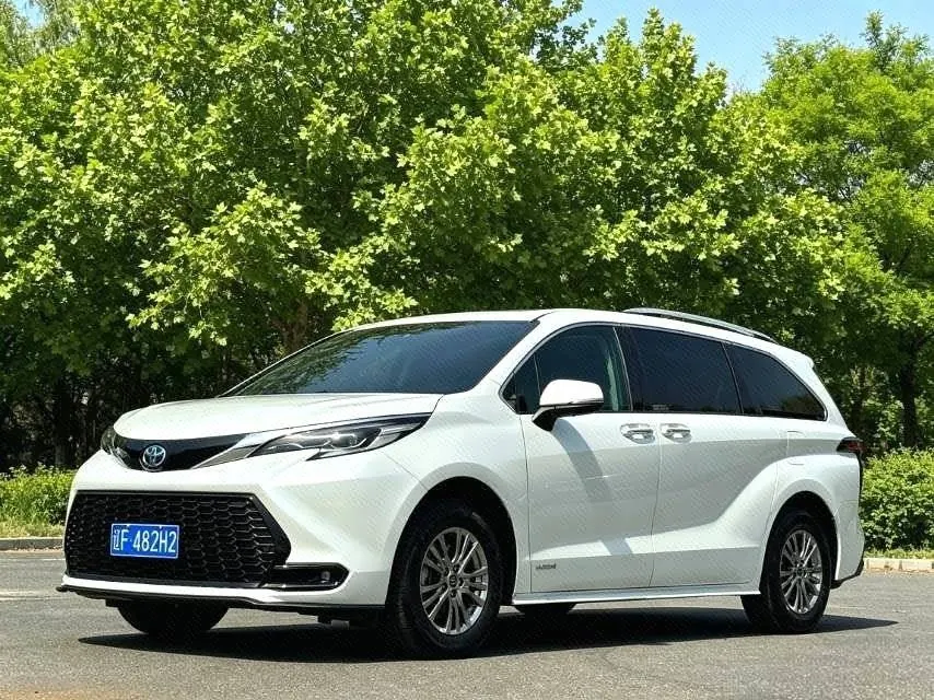 Toyota 2021 Sana 2.5 Stepless Comfort Edition Automatic Gear - View 1