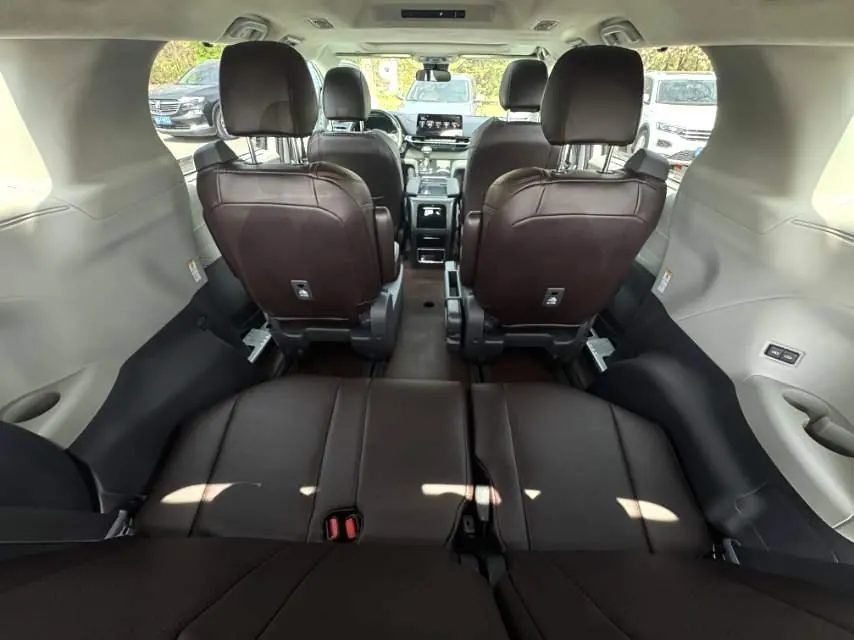 Toyota 2021 Sana 2.5 Stepless Comfort Edition Automatic Gear 4