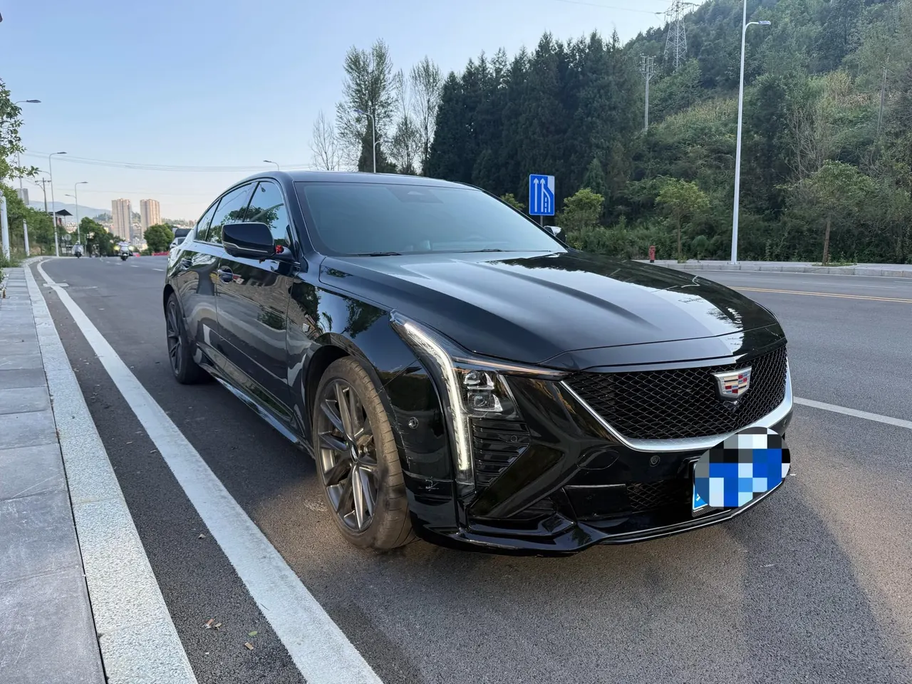 Cadillac 2024 CT5 2.0T 28T Platinum Automatic Gear 2