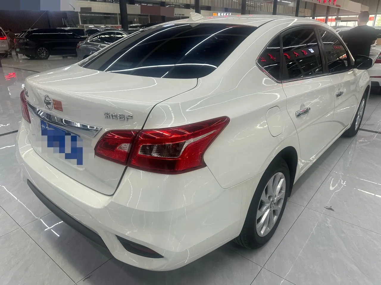 Nissan 2024 Sylphy Classic 1.6 Stepless XE Comfort Edition Automatic Gear 9