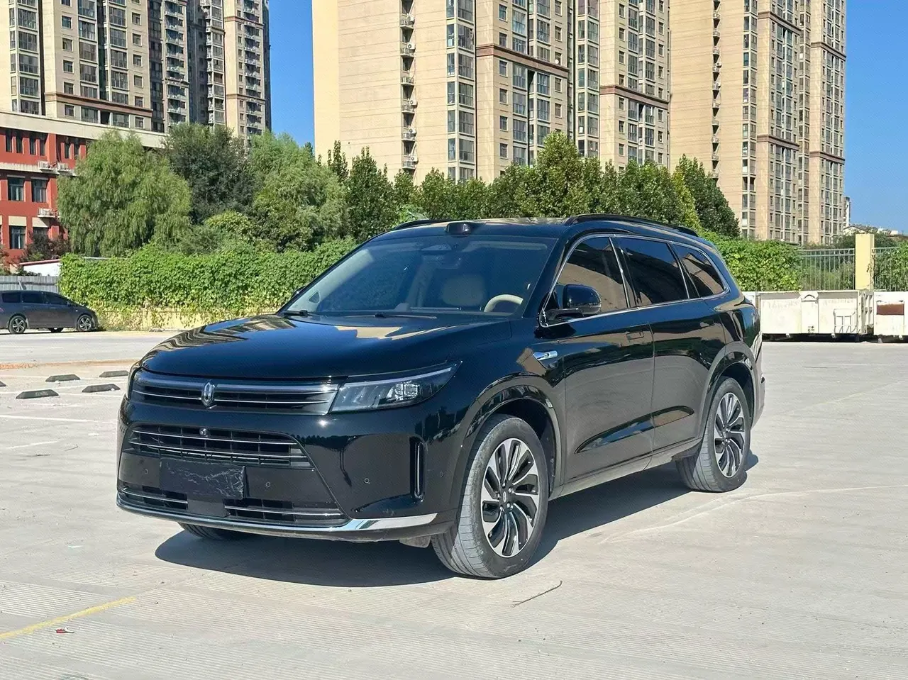 打开图片灯箱:AITO 2024 AITO M7 Smart Drive Four-wheel Drive Max Edition 5-seat Automatic Gear