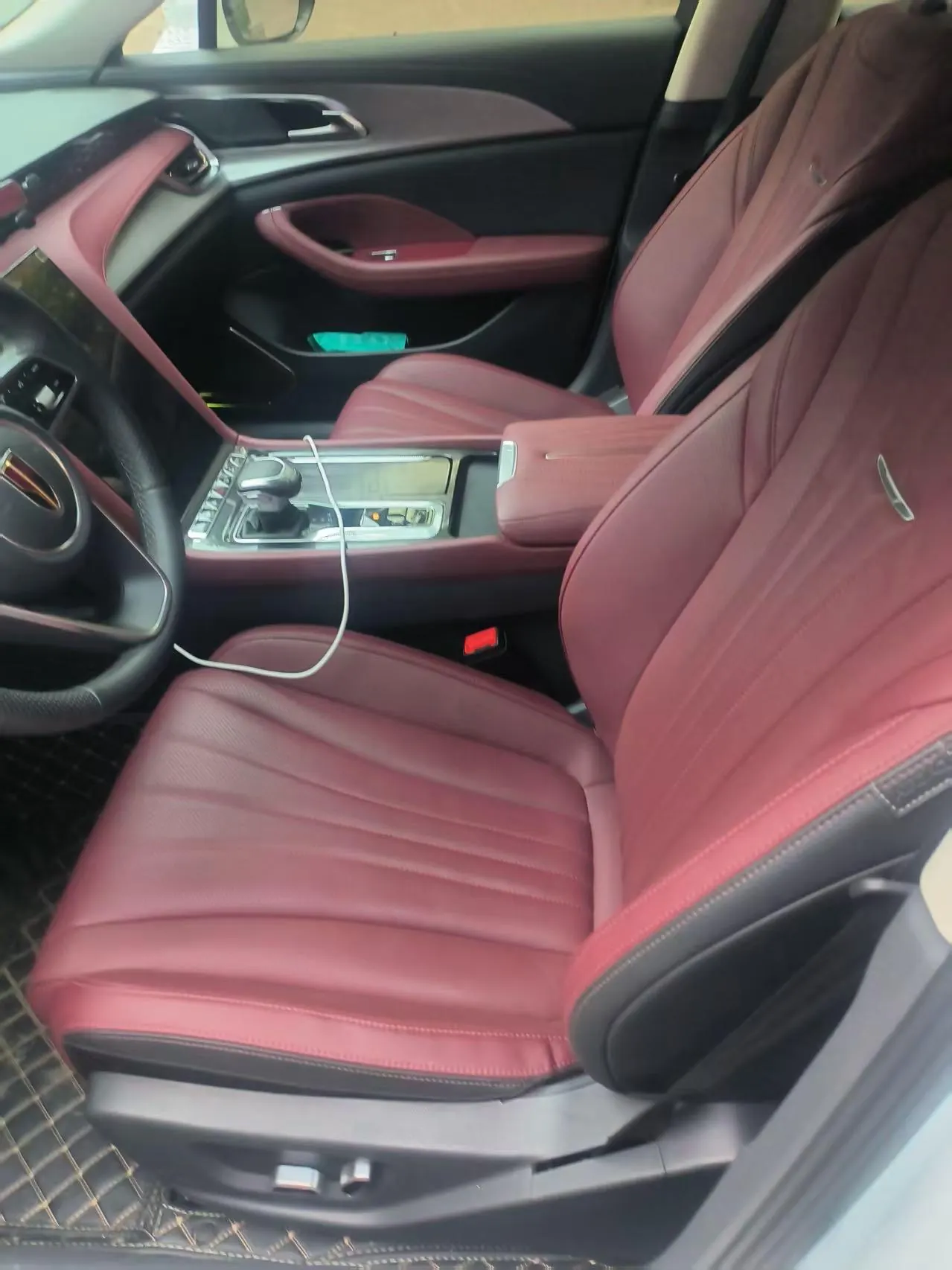 HongQi 2024 H5 1.5T Zhilian Flag Rhyme Edition Automatic Gear 3