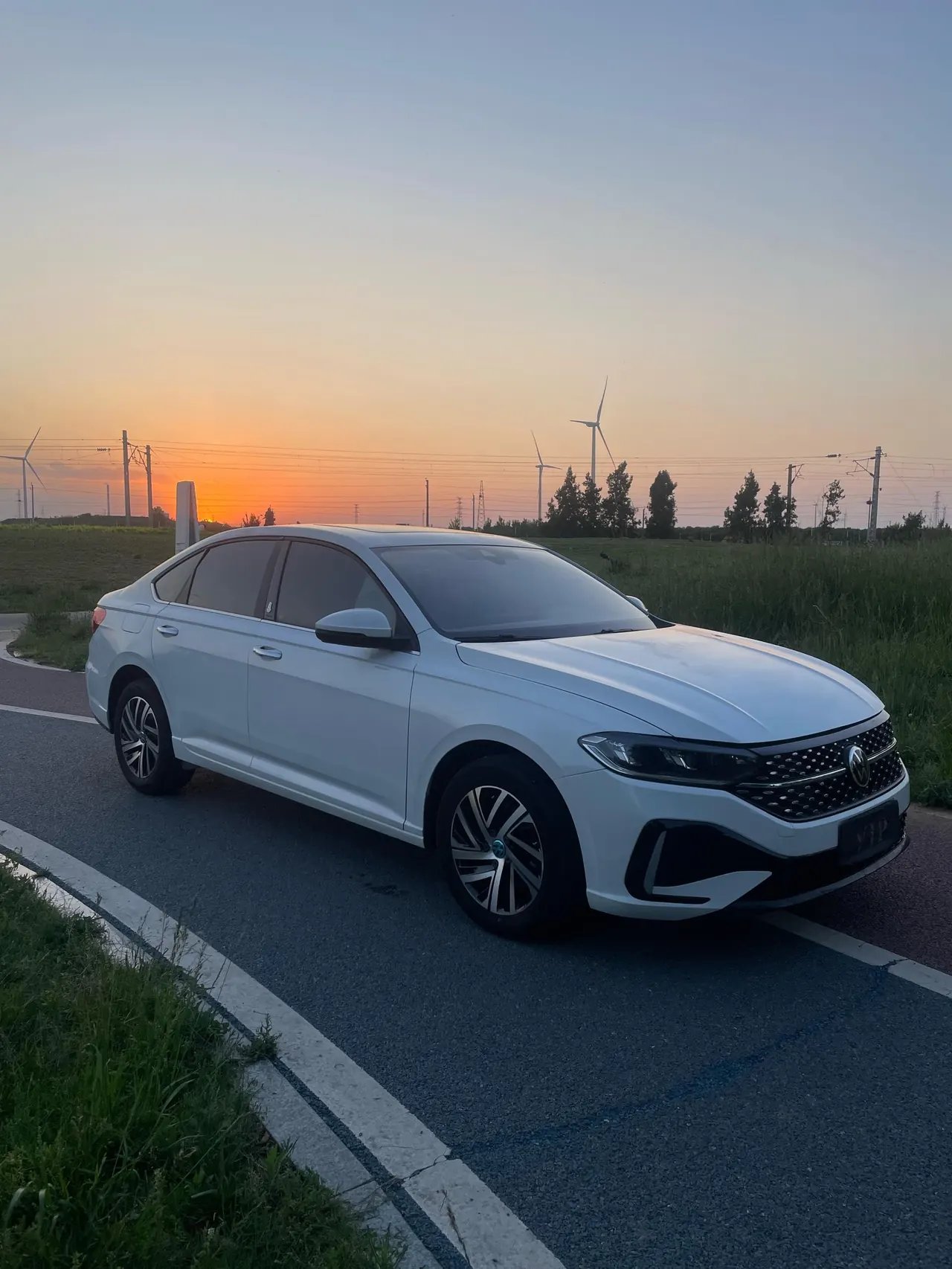 Volkswagen 2024 LaVida 1.5 Star 5 Million Edition Automatic Gear 3
