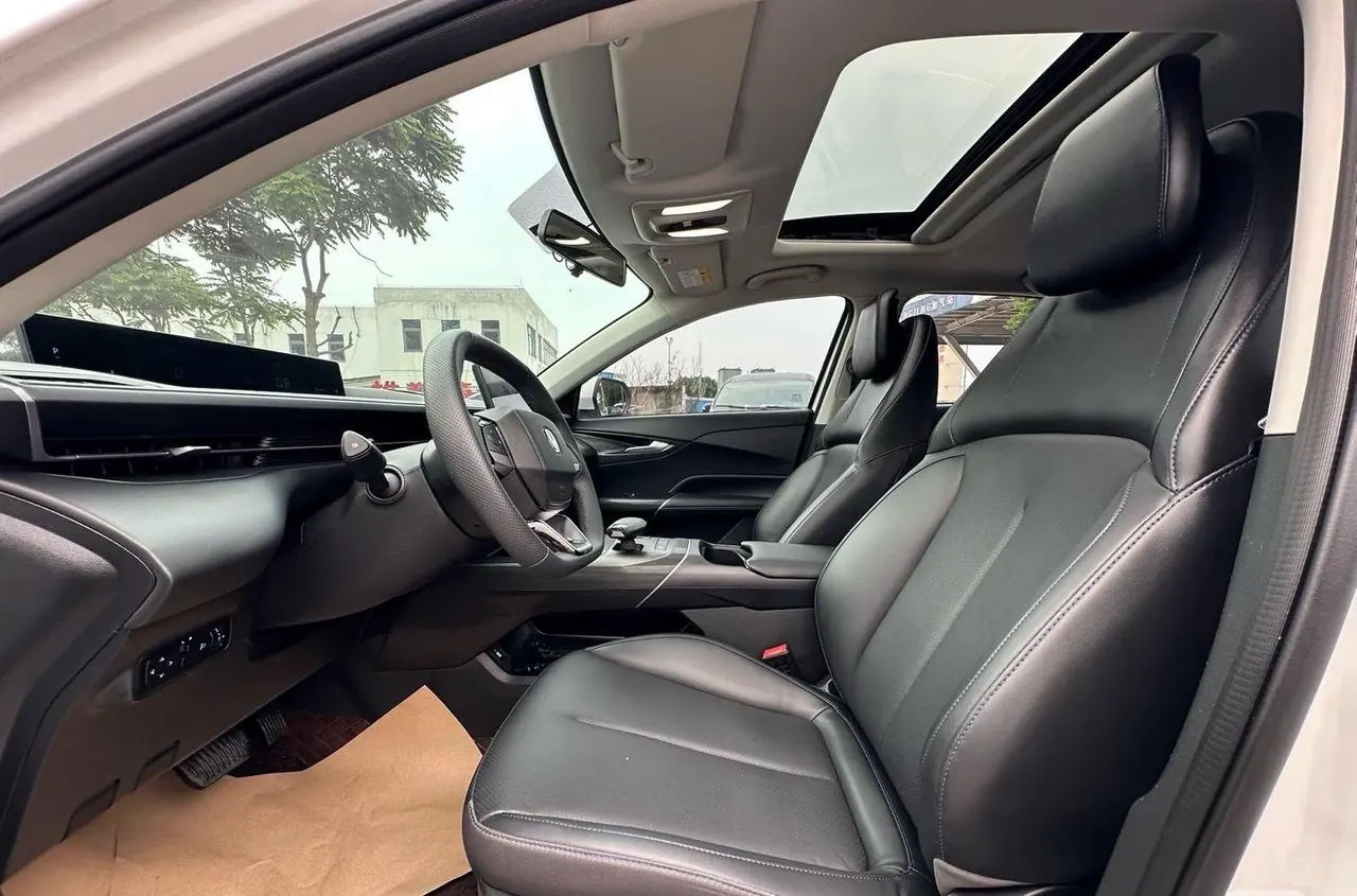 ChangAn 2025 Yidong 1.5T Blue Whale 500Bar Honorable Automatic Gear 3