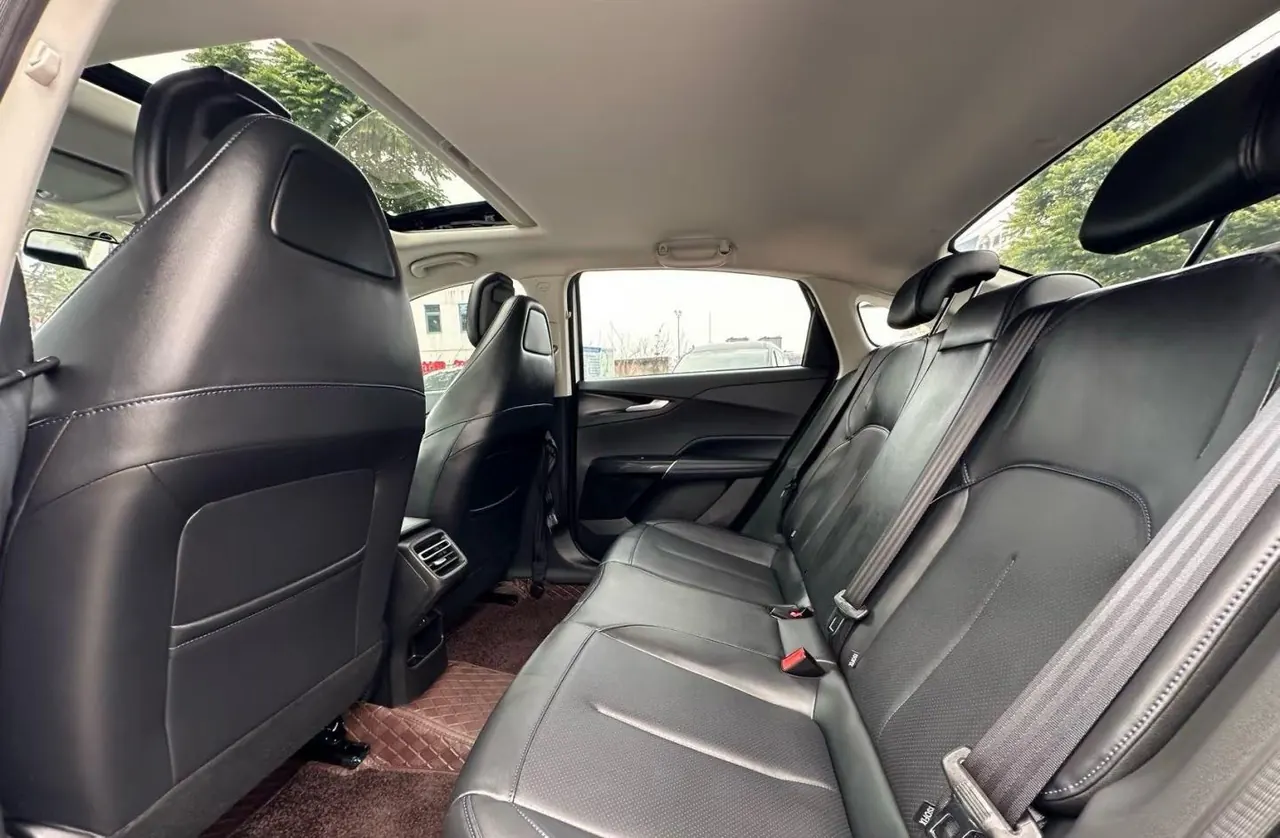 ChangAn 2025 Yidong 1.5T Blue Whale 500Bar Honorable Automatic Gear 4