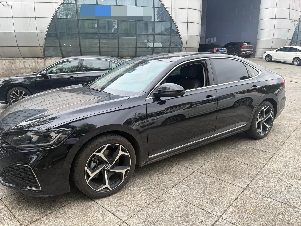 Volkswagen 2024 Passat 2.0TSI 380TSI Star Dragon Edition Automatic Gear 2