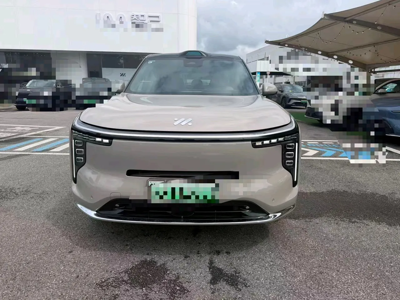 IM 2026 IM LS8 66 Ultra Technology Flagship Large Five-seater Automatic Transmission 2