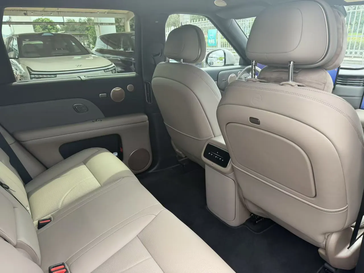 IM 2026 IM LS8 66 Ultra Technology Flagship Large Five-seater Automatic Transmission 4