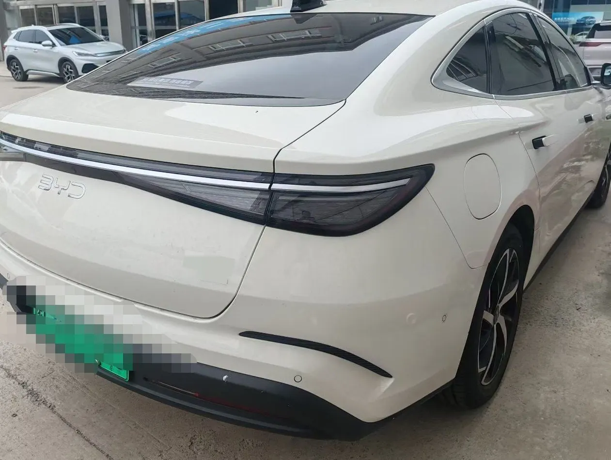 BYD 2026 Seal 07 DM-i 1.5T CVT 230km Flagship Automatic 3