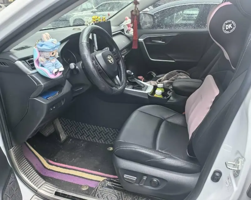 Toyota 2021 Willanda 2.0 Stepless Two-Drive Deluxe Automatic Gear 4
