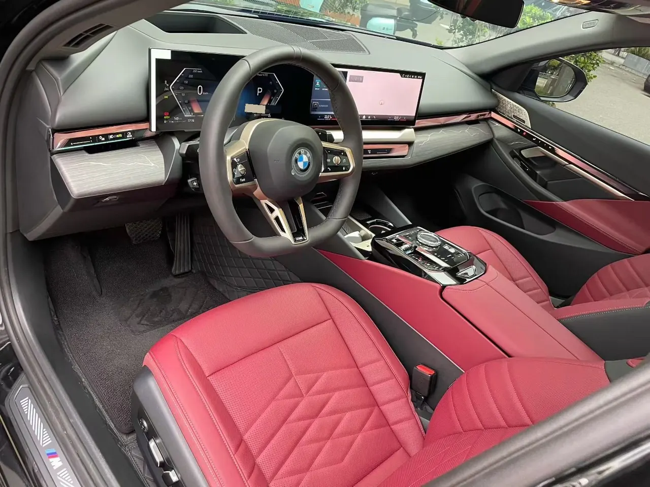 BMW 5 series 2026 530Li 48V 2.0T exclusive m sports suit automatic gear 7