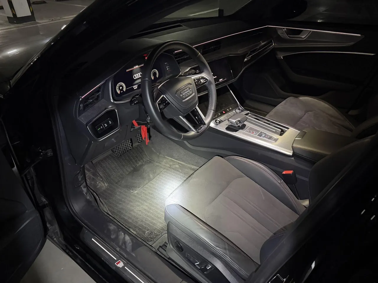 Audi 2024 A6L 2.0TFSI 45TFSI Selected Dynamic Automatic 2