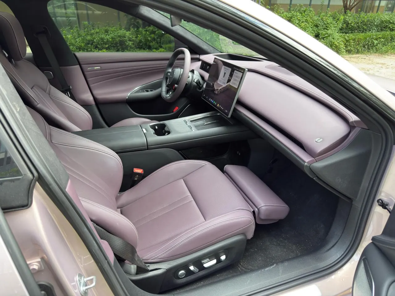 MI 2024 SU 7 700km Rear Drive Long Endurance Smart Driving Edition Automatic Gear 8