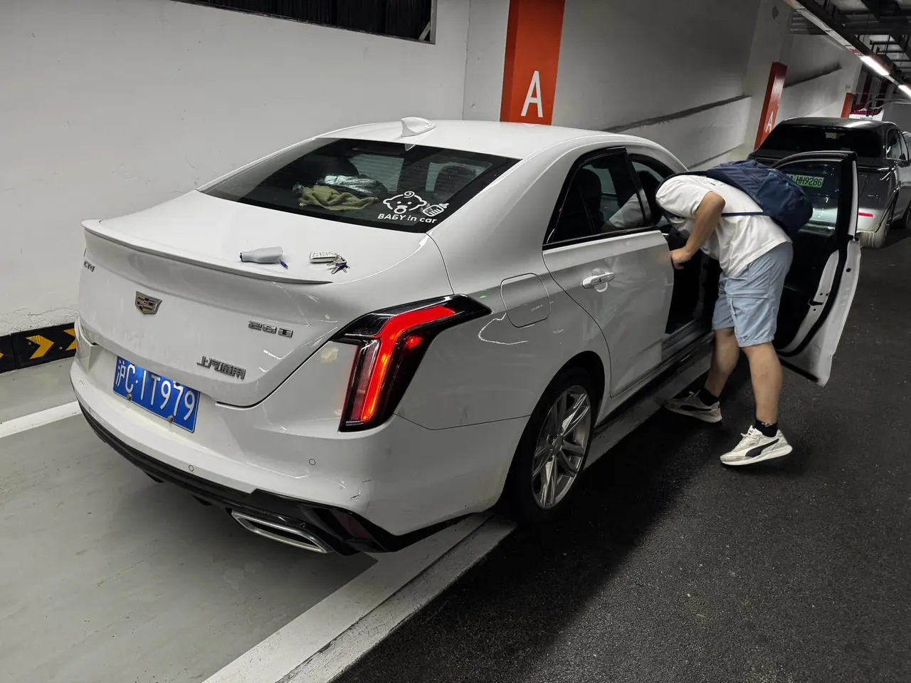 Cadillac 2021 CT4 2.0T 28T luxury automatic gear 4