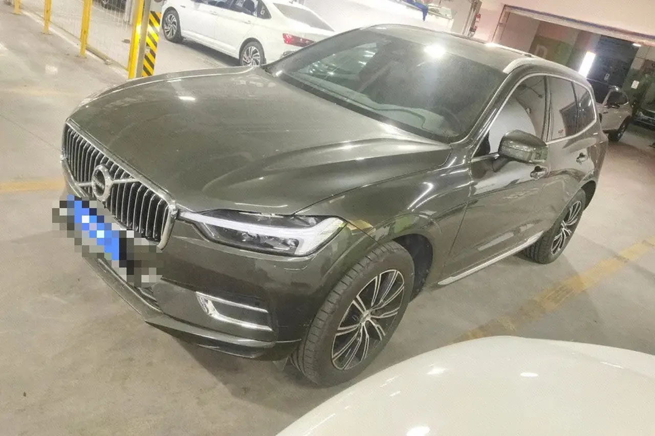 Volvo 2021 XC60 2.0T T5 4-wheel drive Zhiyuan Deluxe Edition Automatic Gear - View 1