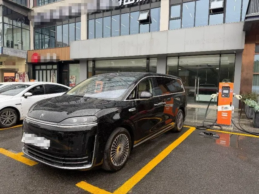 Intellectual 2026 V9 Ultra Automatic Transmission - View 1