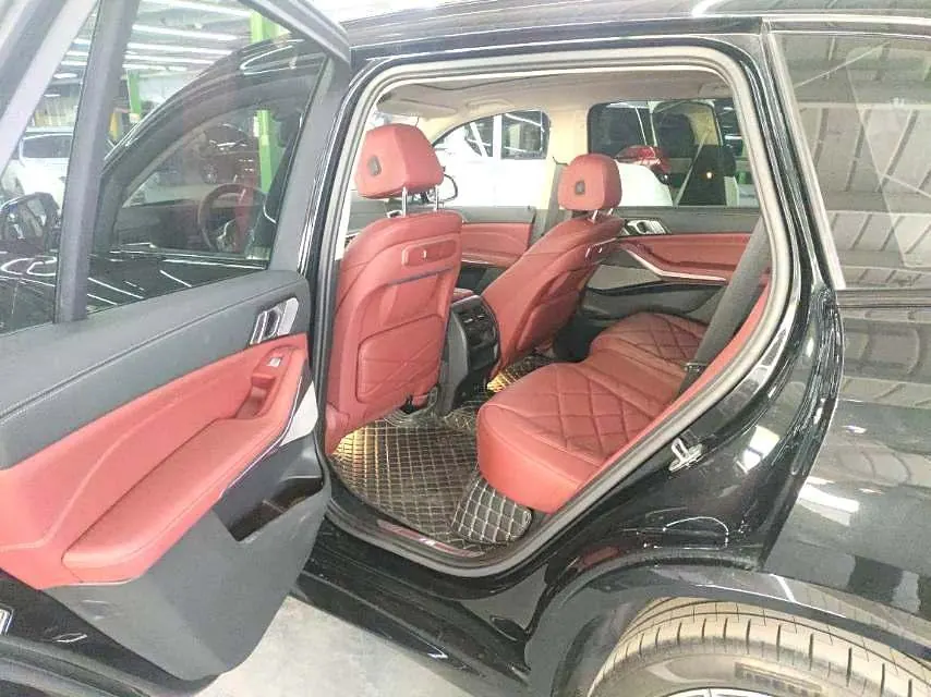BMW 2023 X5 xDrive30Li 48V 2.0T exclusive m sports obsidian night suit automatic gear 5