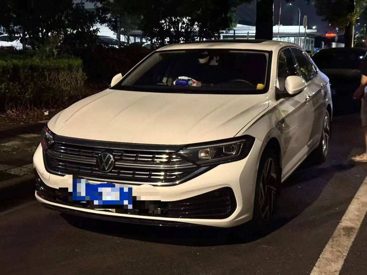 打开图片灯箱:Volkswagen 2022 Sagittarius 1.4TSI 280TSI Exceed Edition Automatic Gear