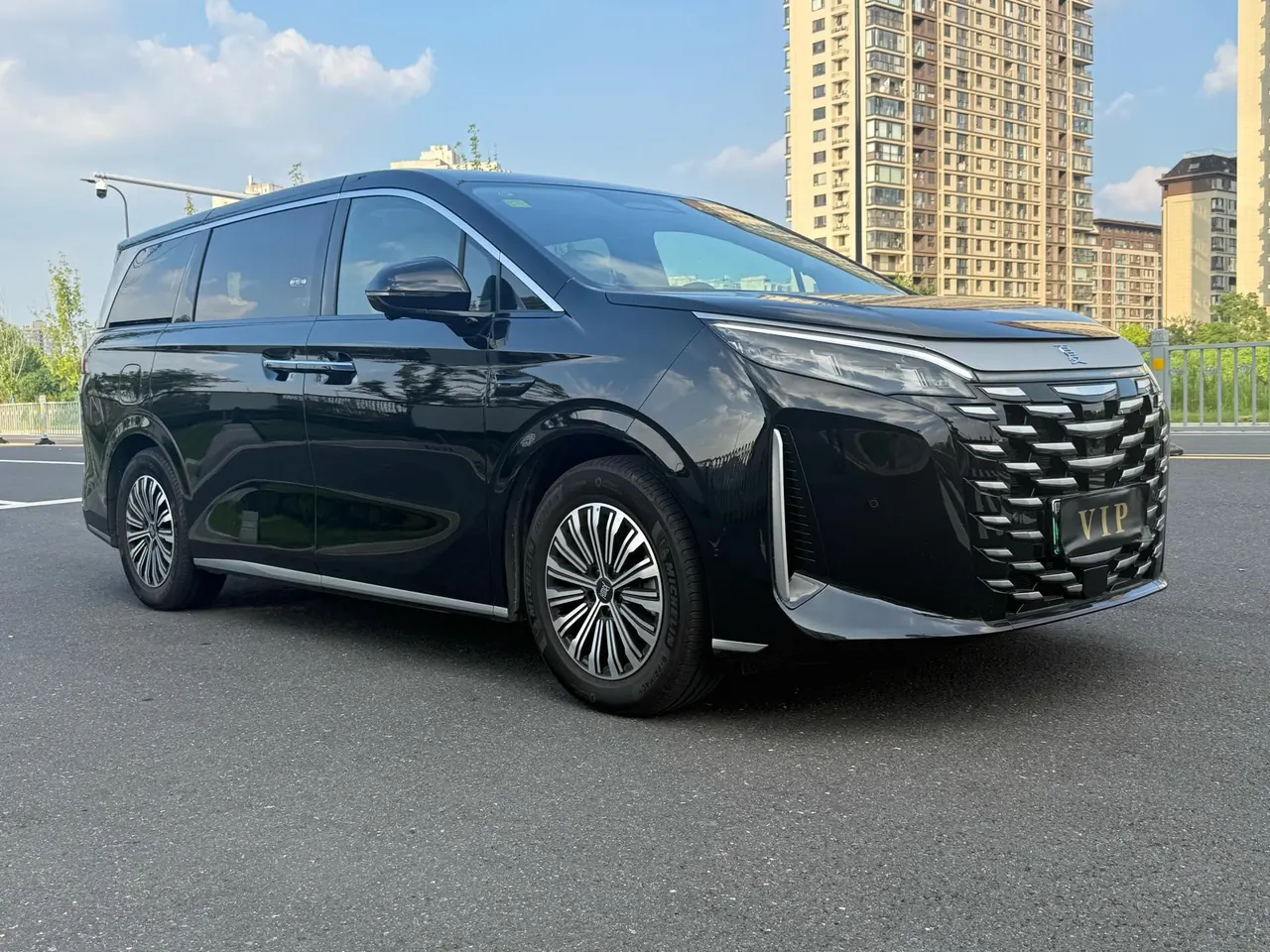 BYD 2025 summer DM-i 1.5T stepless 180km excellent automatic gear 3