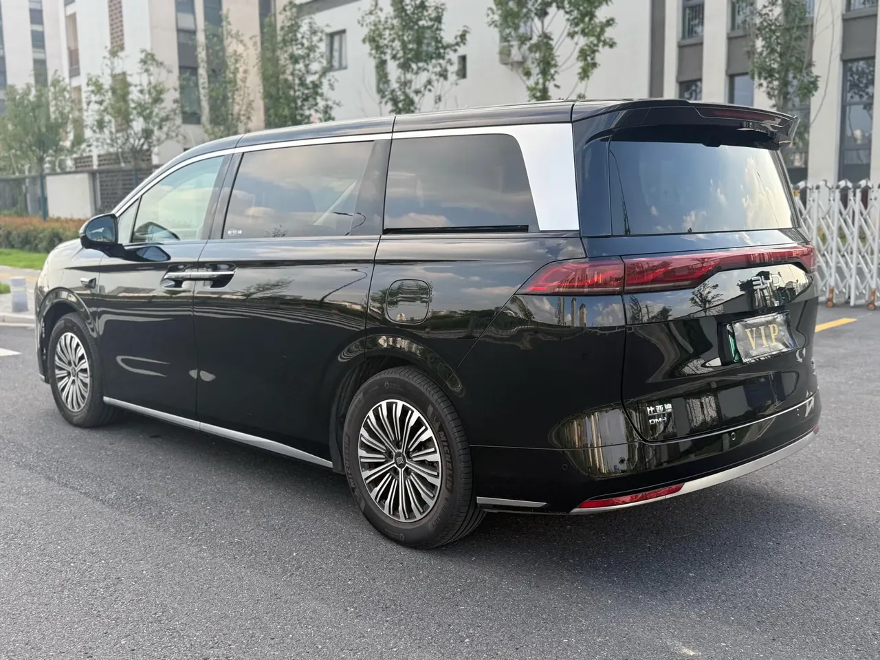 BYD 2025 summer DM-i 1.5T stepless 180km excellent automatic gear 6