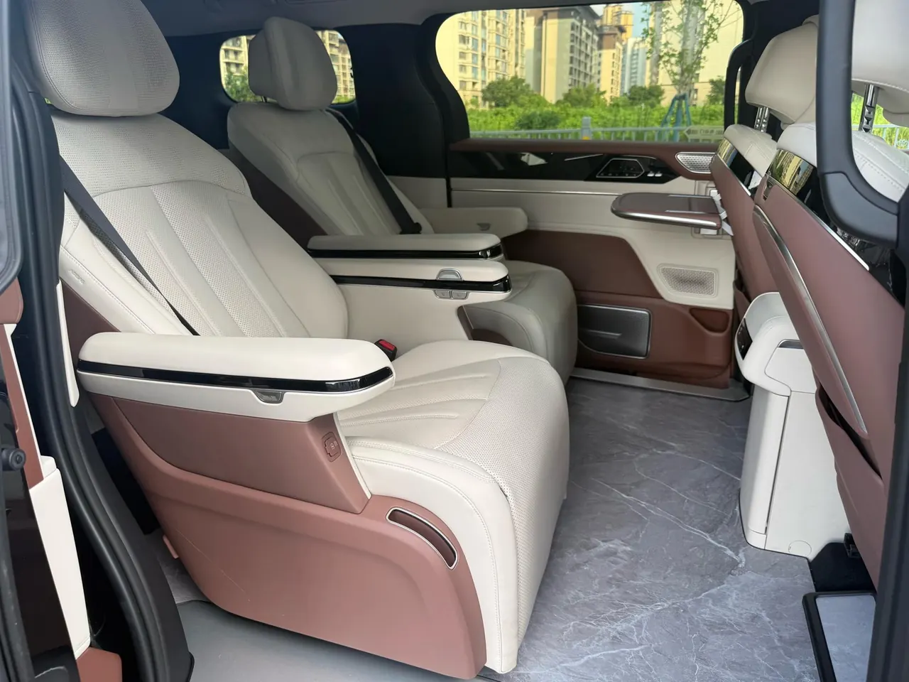 BYD 2025 summer DM-i 1.5T stepless 180km excellent automatic gear 8