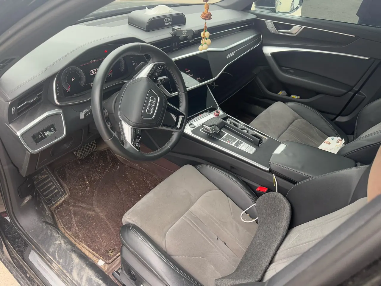 Audi 2024 A6L 2.0TFSI 45TFSI Quattro Selected Dynamic Automatic 3