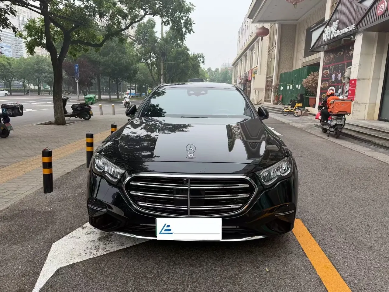 Mercedes Benz Class E New Energy 2024 E 350 e L 2.0T Automatic Gear 2