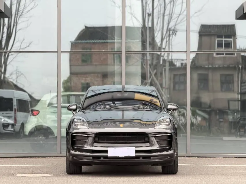 Porsche Macan (Imported) 2024 Macan 2.0T Automatic Gear 2