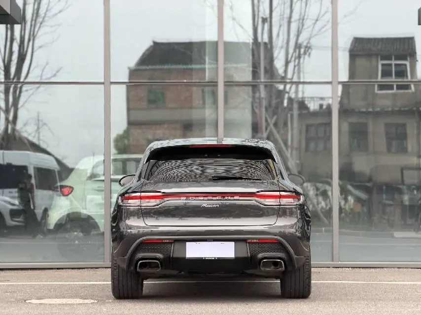 Porsche Macan (Imported) 2024 Macan 2.0T Automatic Gear 4