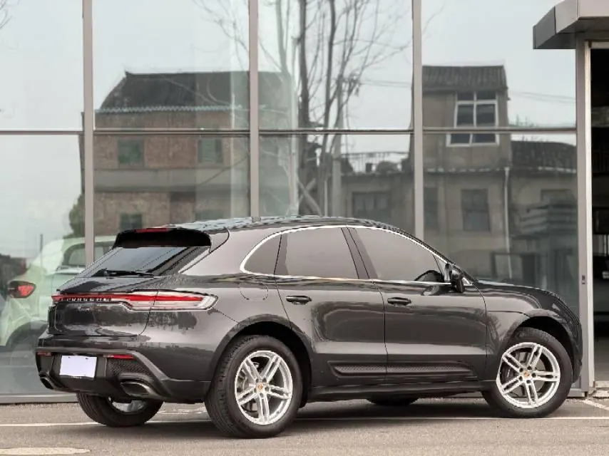 Porsche Macan (Imported) 2024 Macan 2.0T Automatic Gear 5