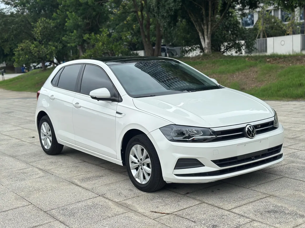 Volkswagen 2021 POLO Plus 1.5 Colorful Technology Edition Automatic Gear 3