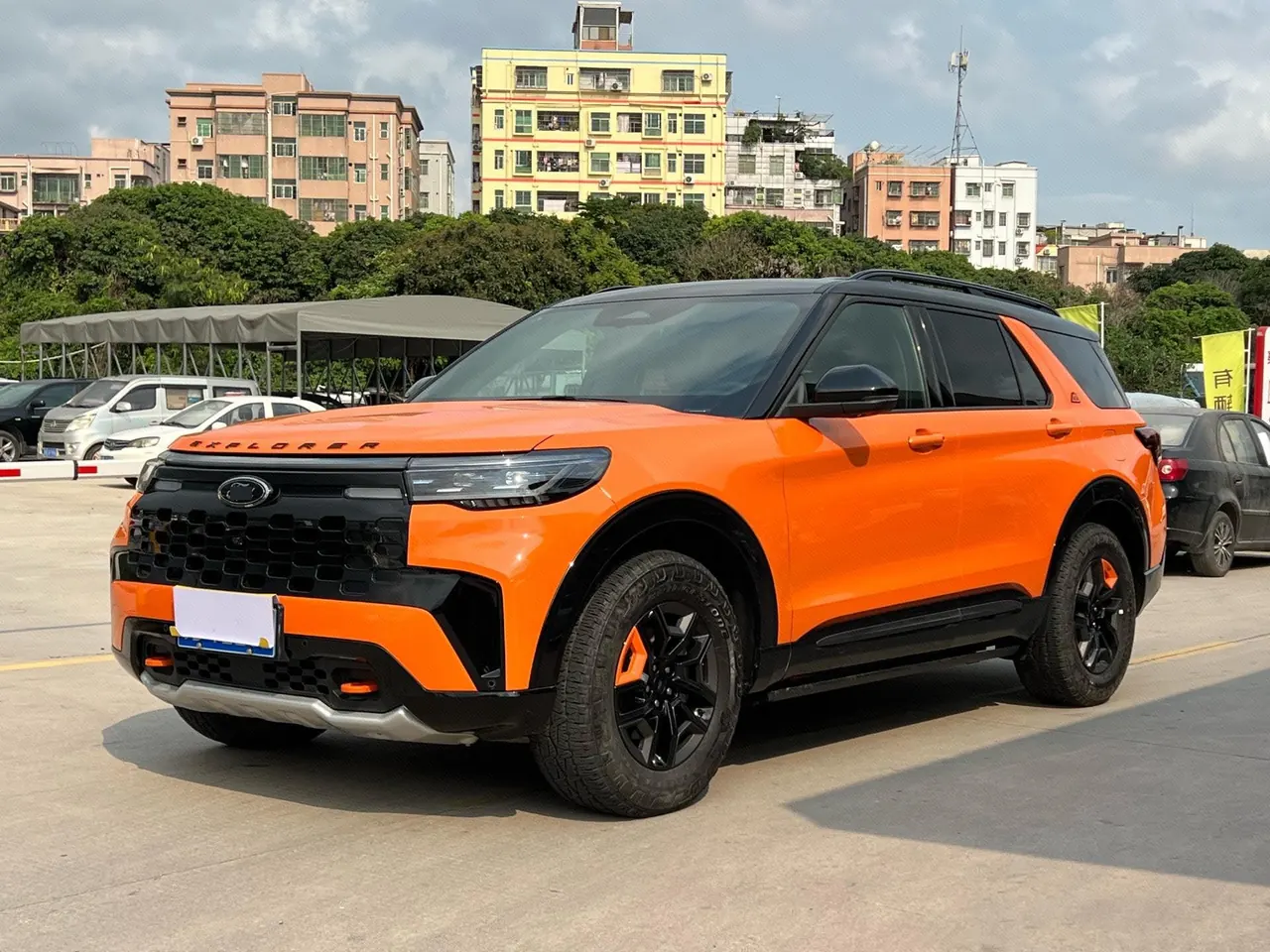 Ford 2024 Explorer 2.3T EcoBoost Kunlun Peak Edition 7-seat Automatic Gear - View 1